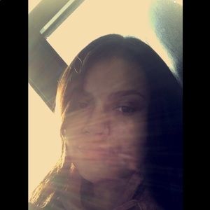 Meet your Posher, Alondra